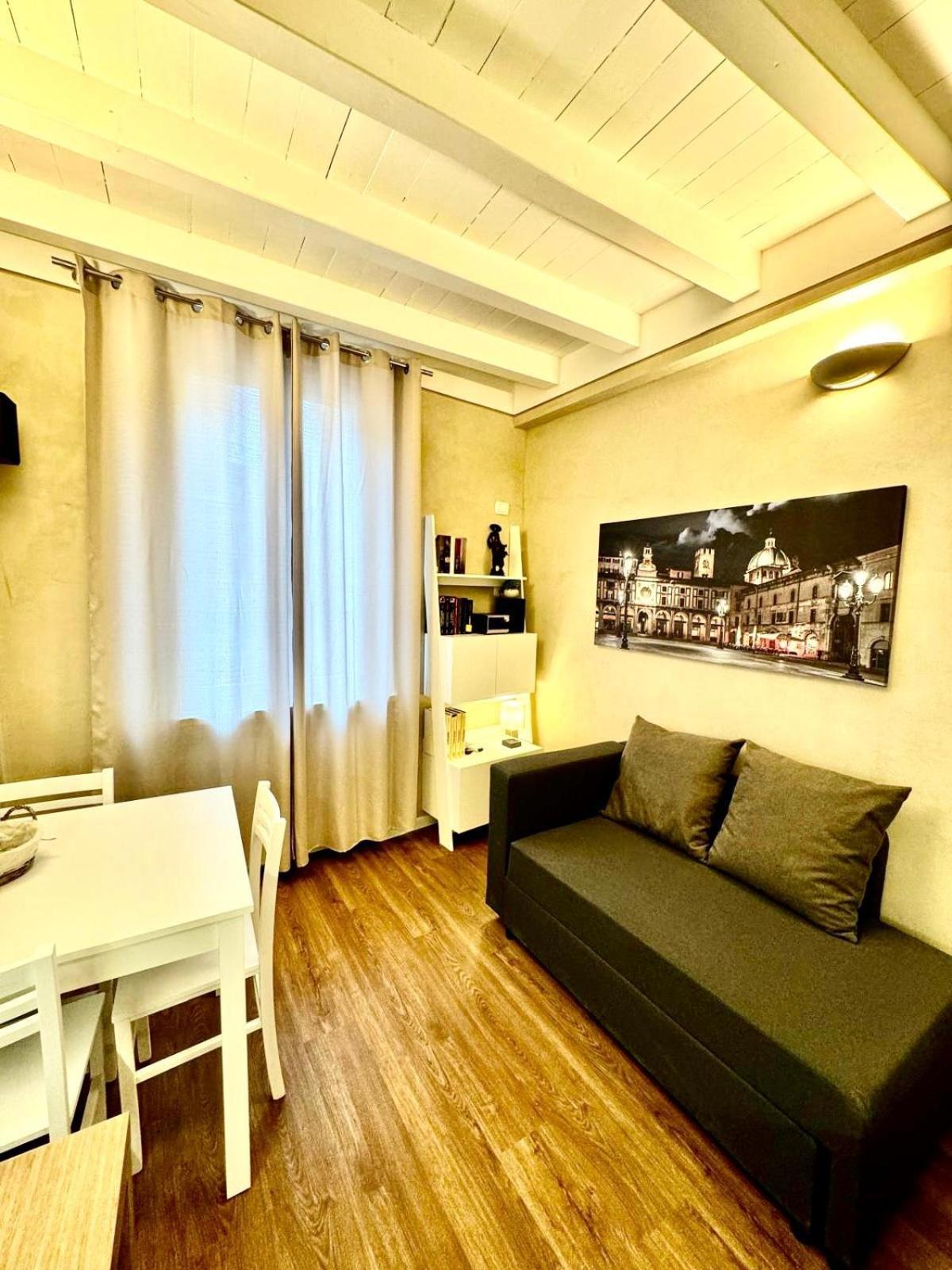 דירות ברשה Costhouse מראה חיצוני תמונה